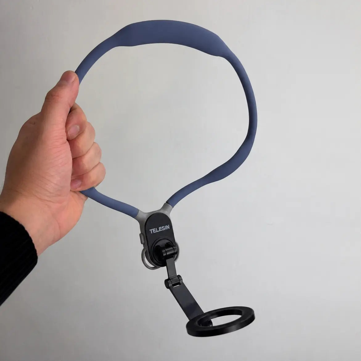 Magnetic Phone Neck Mount for Hands-Free Vlogging & POV Recording